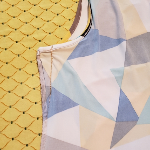 Jennie & Marlis tunic. - Picture 4 of 5